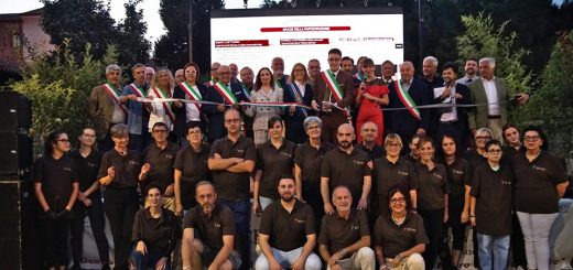 L'inaugurazione della 1^ sagra della noce di Villanova Solaro
